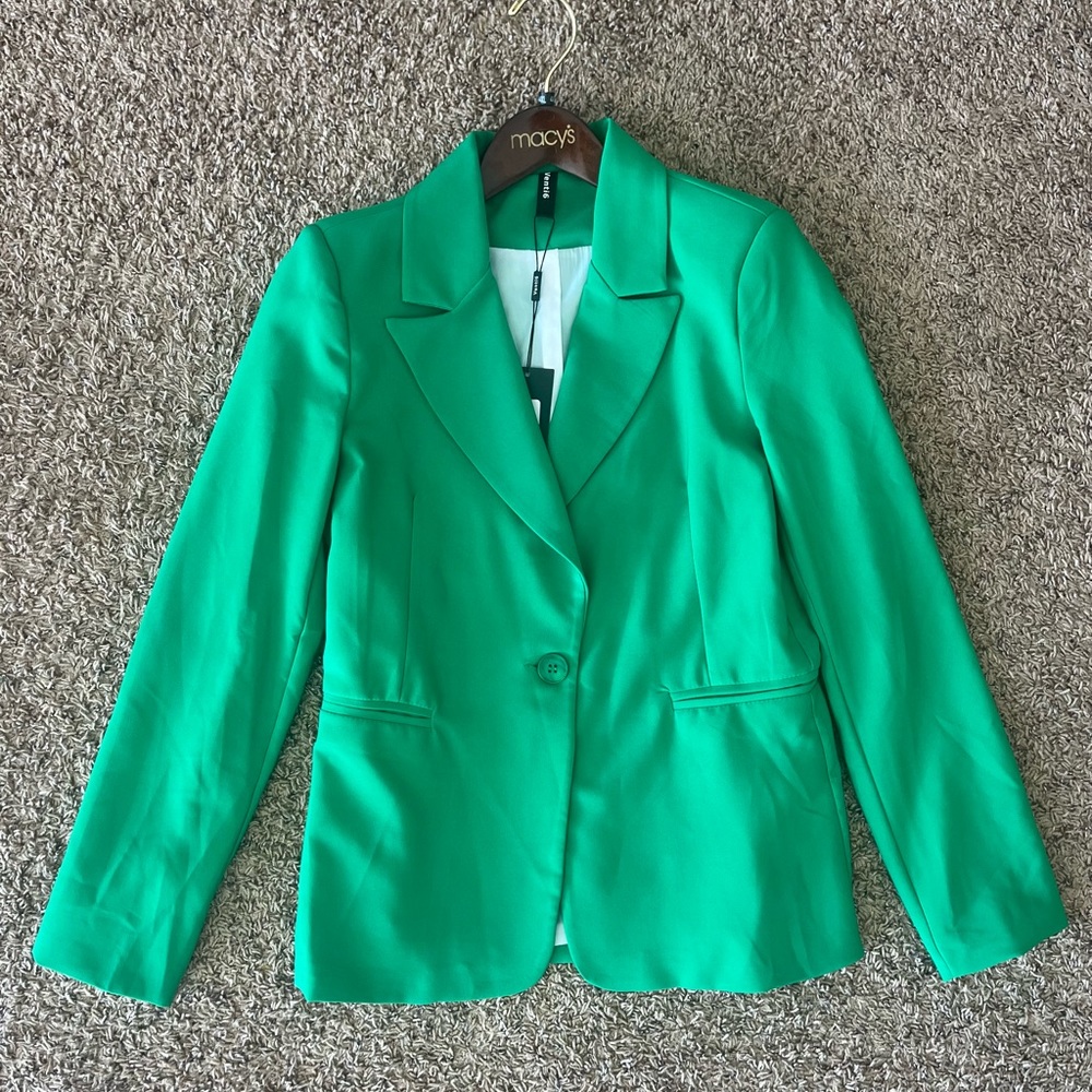 Kelly green blazer, large.